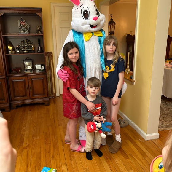 Meet your Posher, Deborah - Picture 2 of 2